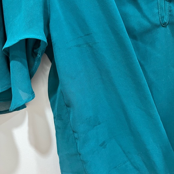 Beaded Flutter Sleeve Top - Picture 4 of 4